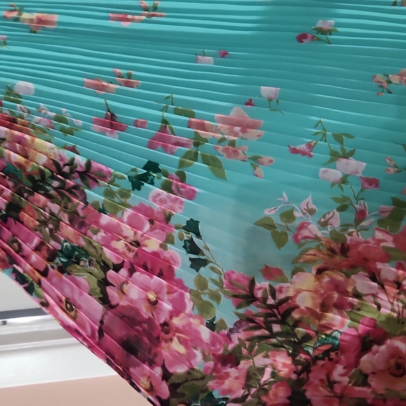 Mint Green Floral Sheer Belted Skirt - Picture 3 of 8